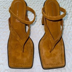 Good American suede suede Size 8 New